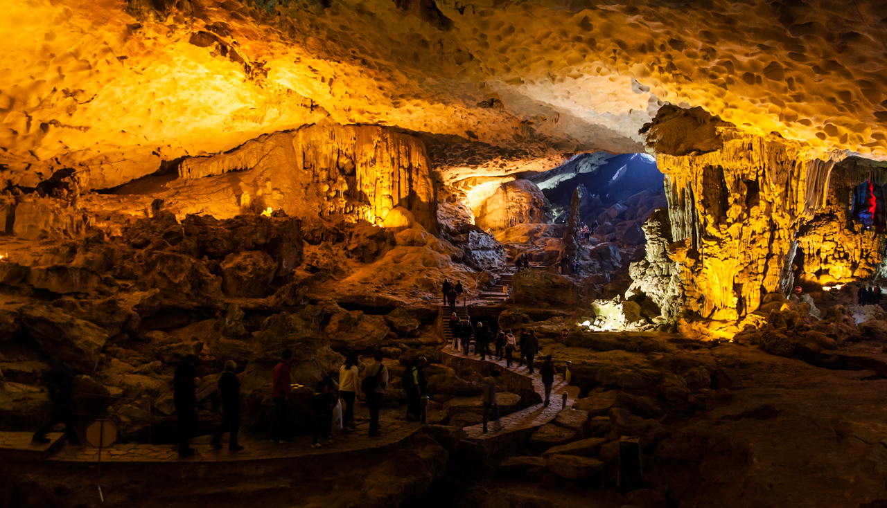 Family Discovery Cultural Vietnam